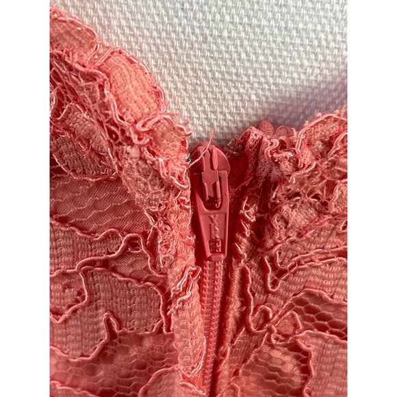 David’s Bridal Coral Pink Lace Chiffon Sleeveless Fit & Flare Dress Women’s Sz 2 - Picture 5 of 10